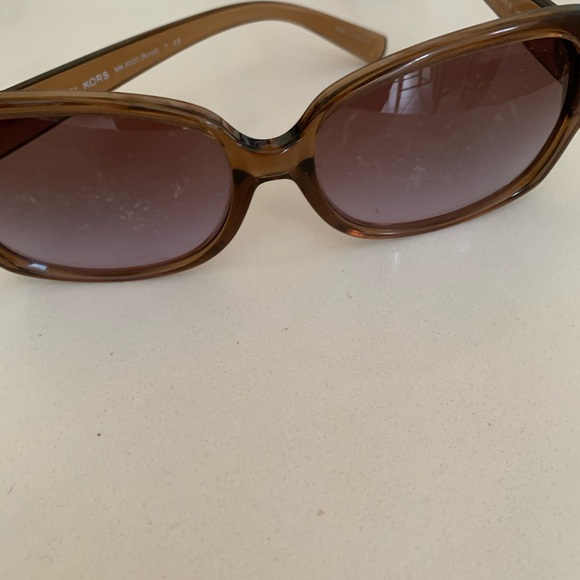 MK women’s sunglasses - Picture 4 of 5